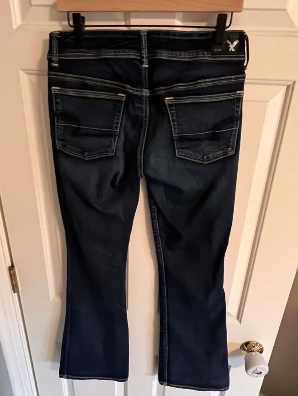 American Eagle Outfitters - Picture 4 of 5